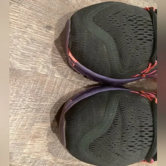 Nike Air Max “Black Hyper Punch” Woman’s 9.5 - Picture 6 of 9